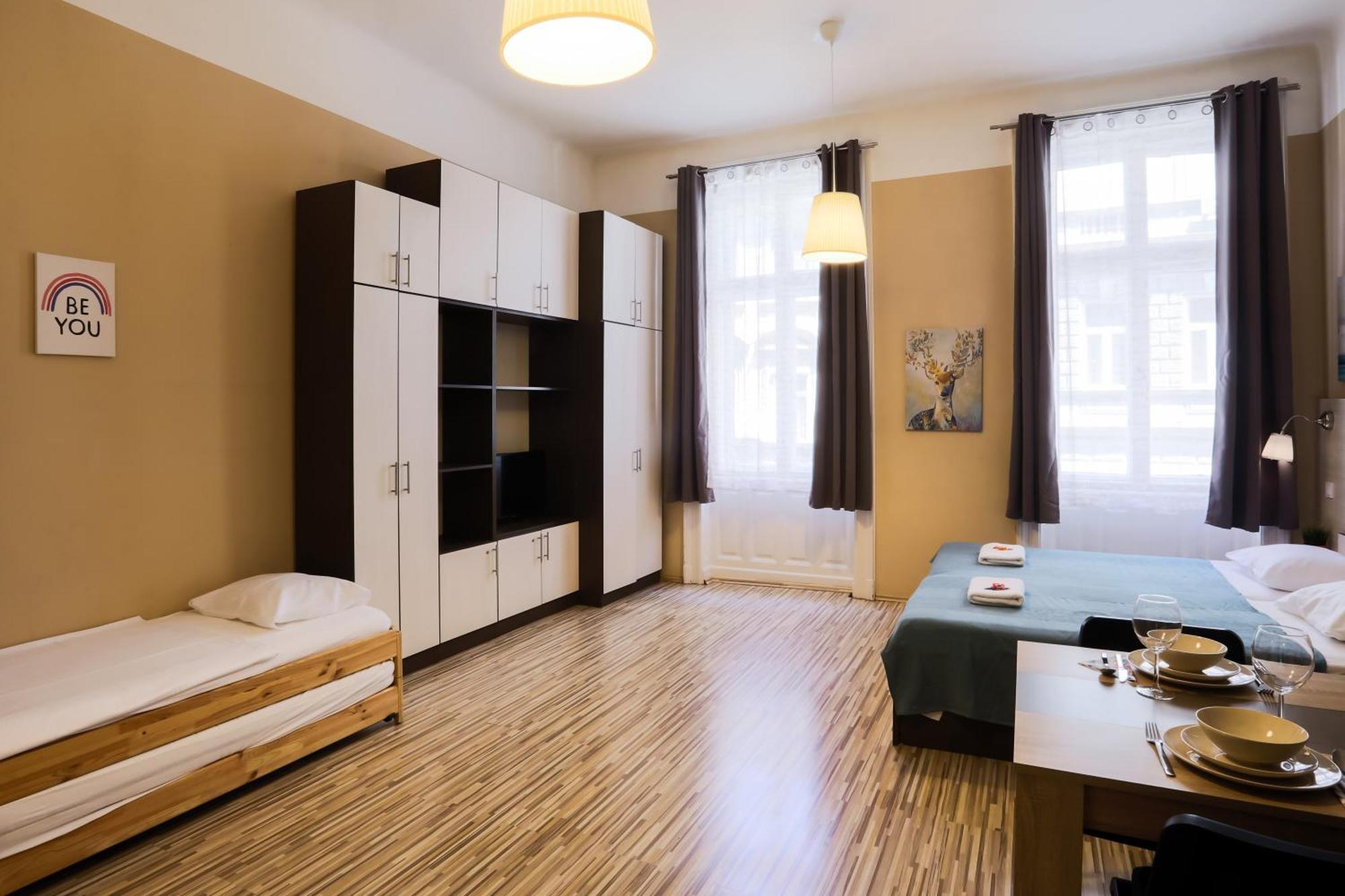 East Station Apartments Budapest Ngoại thất bức ảnh
